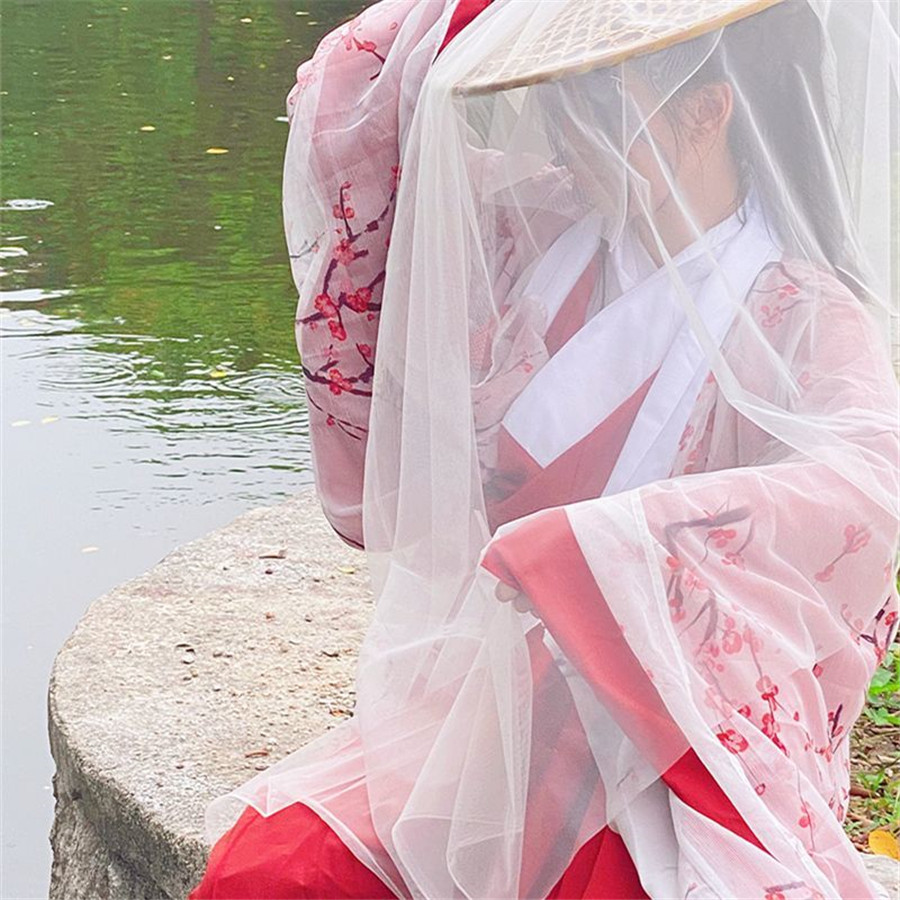 Chinese Traditional Dress for  - مراجعة Ethnic Dress Fashion Show وسعره