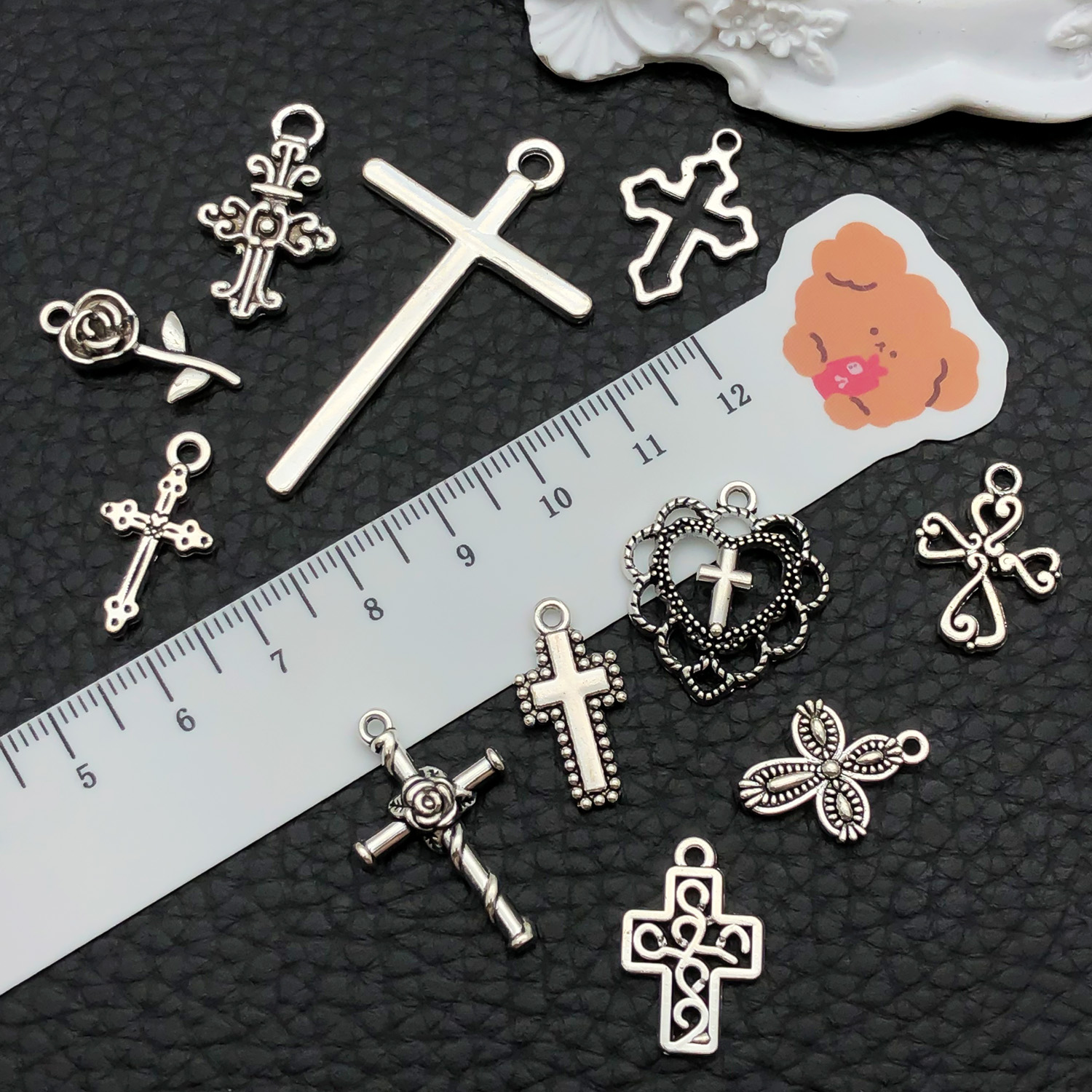 52pcs Assorted Cross Pendants  - مراجعة Ethnic Fashion Style وسعره
